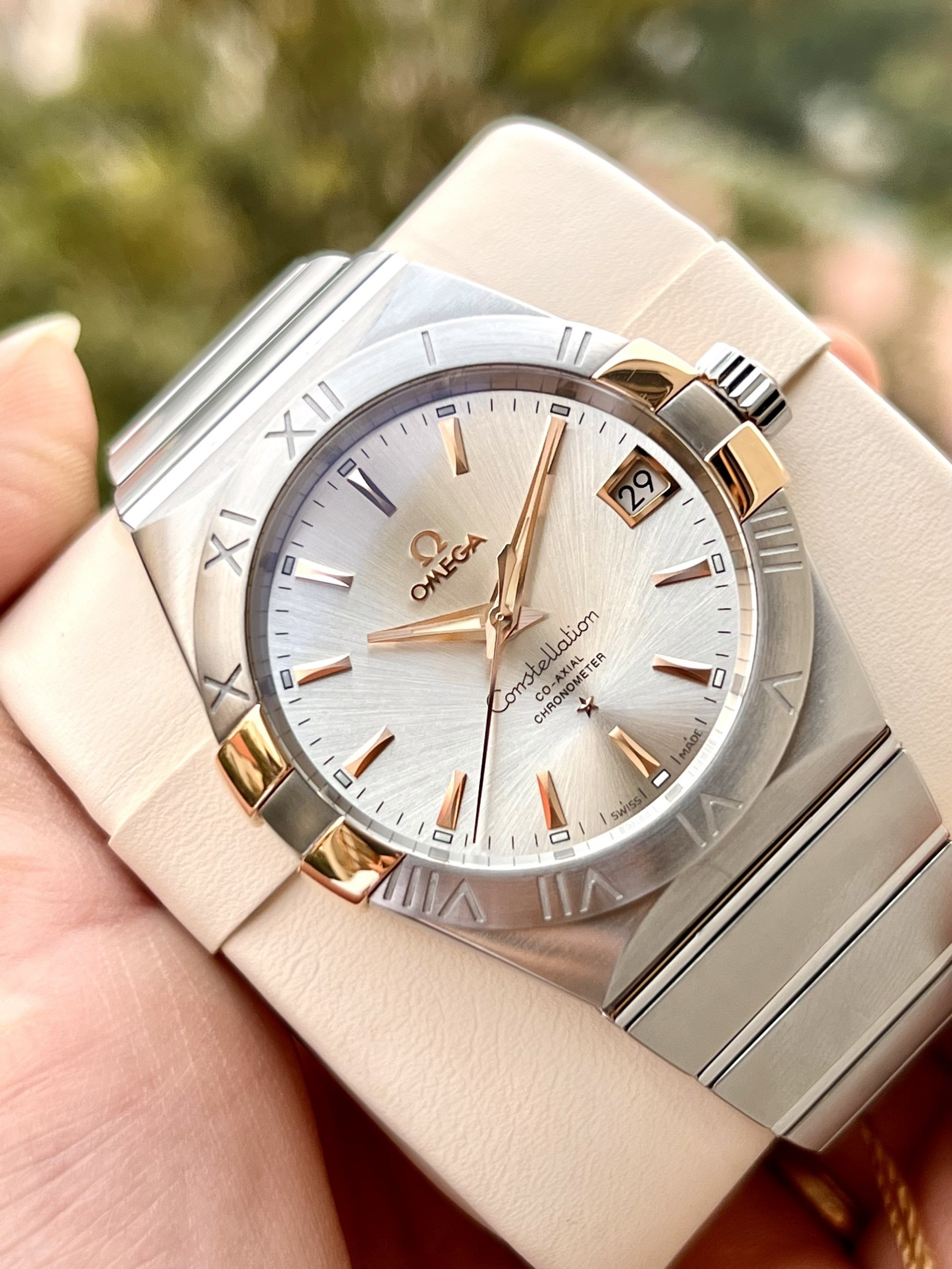 Omega Constellation 38.5mm demi 18k 123.20.38.21.02.004 