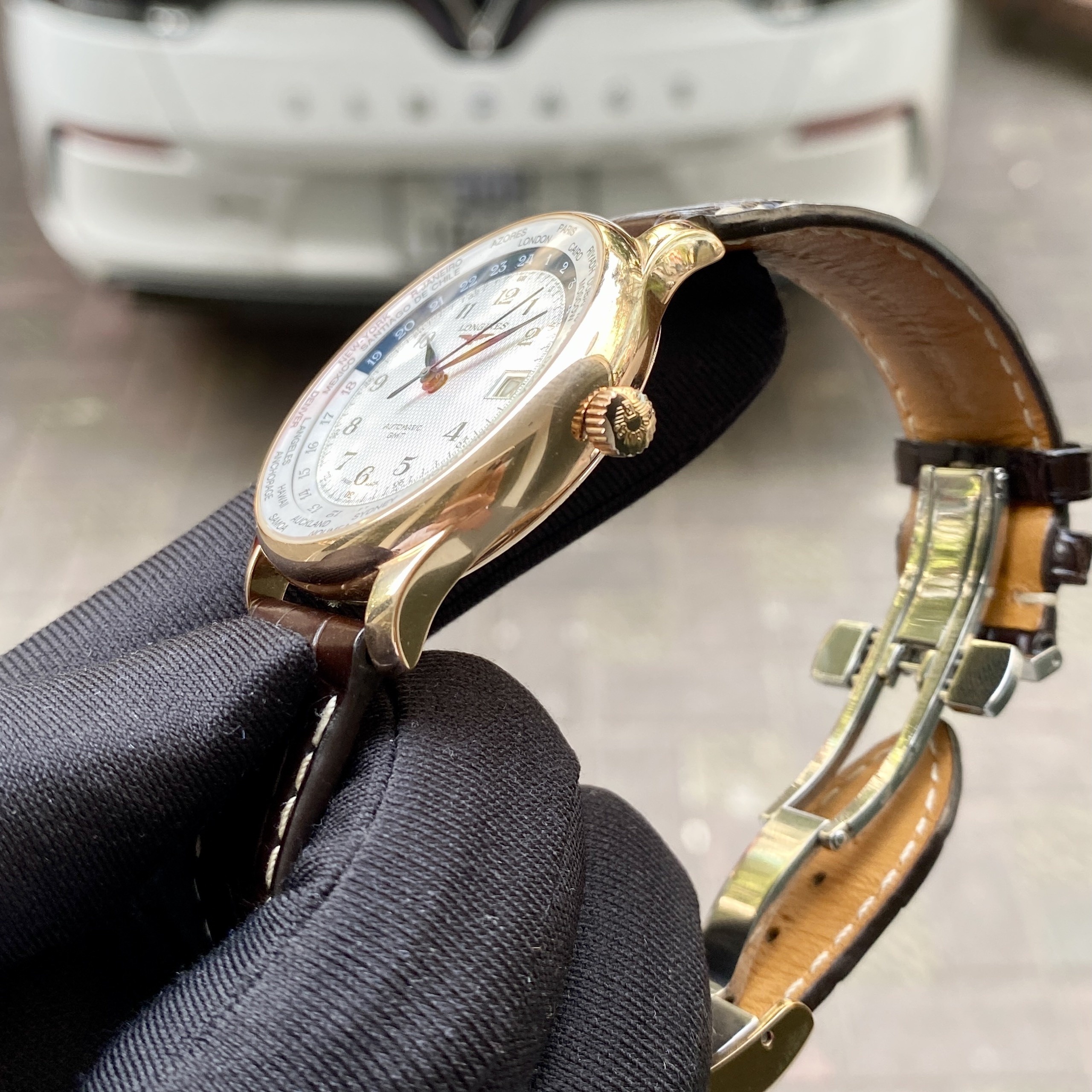 Longines Worldtime 18k - L2.631.8.70.3